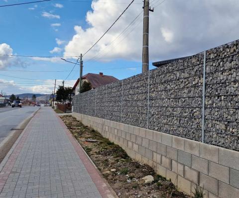 gabion wall street