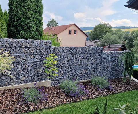 gabions inthe garden 