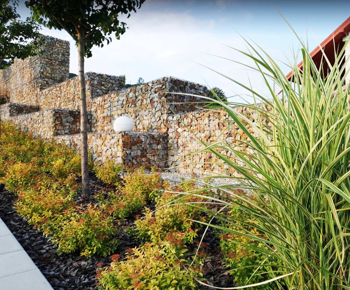 reinforcement of the slope from gabions